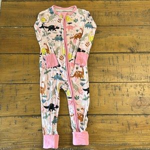 Little Sleepies: Pink Jurassic Jungle. Size 18-24 Month Zippy